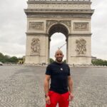 Abu Azaitar Instagram - Paris 😄 Avenue Des Champs Elysées