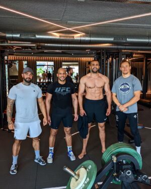 Abu Azaitar Instagram - Moroccan Power🇲🇦 - Ready for everything 💪🏼#الحمدلله #تبارك_الله