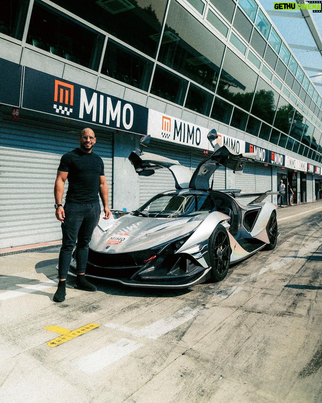 Abu Azaitar Instagram - Race mode 🏎️🏁 @normanchoi_ Monza, Italy