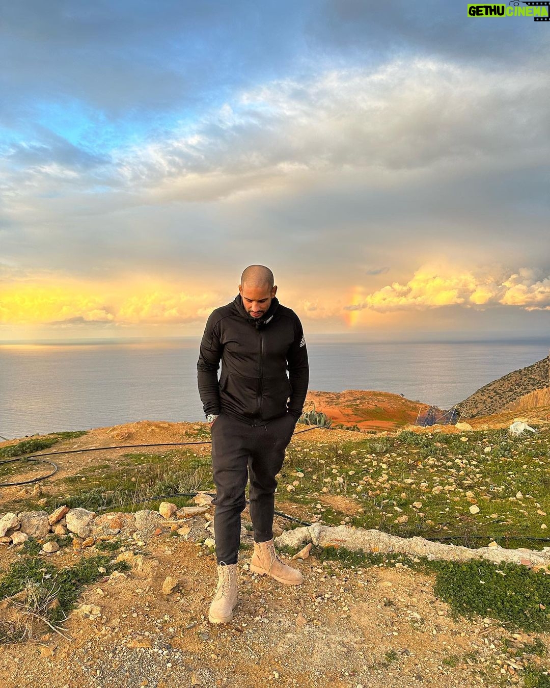 Abu Azaitar Instagram - Spending some quality time up in the village 🇲🇦📍 Rouadi, Al Hoceima, Morocco
