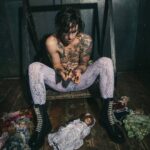 Achille Lauro Instagram – Questa notte l’ultimo bacio.
@guccibeauty
#adv
