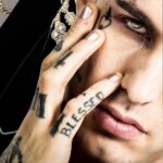 Achille Lauro Instagram - Questa notte dal cielo pioverá una lacrima e saró una dea.
