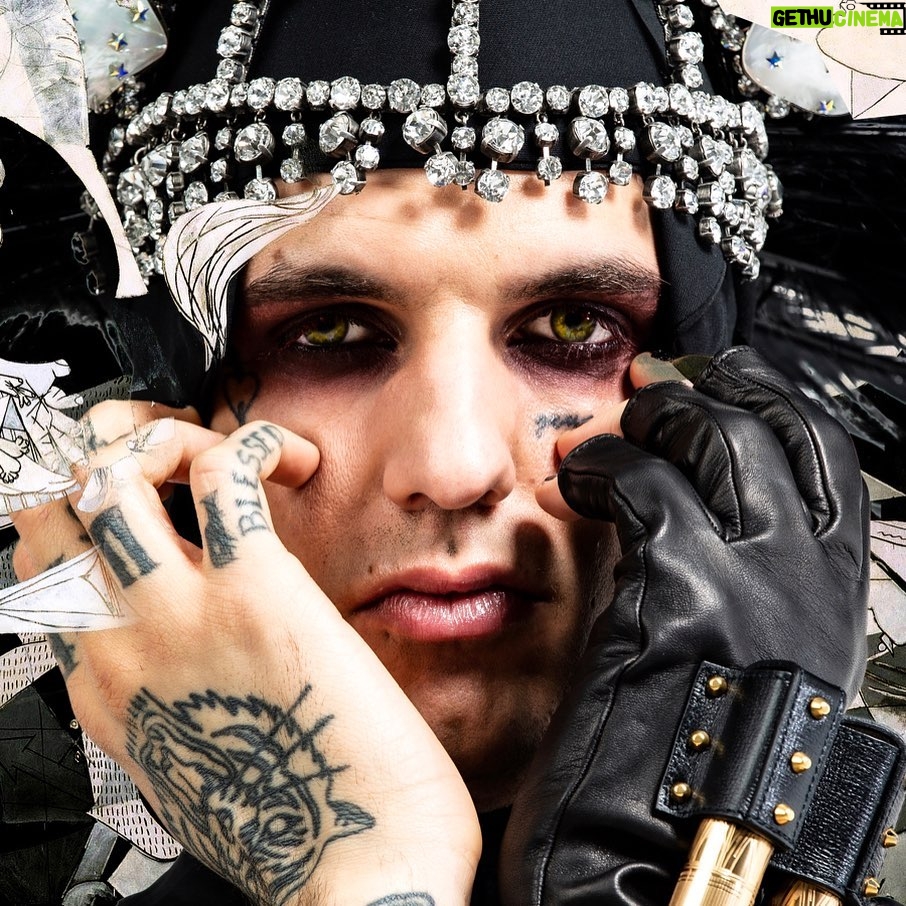 Achille Lauro Instagram - La Divina Marchesa Luisa Casati Stampa. Musa ispiratrice dei più grandi artisti della sua epoca. Grande mecenate, performer prima della performing art e opera d’arte vivente. • Creative Director: @directedbyachillelauro