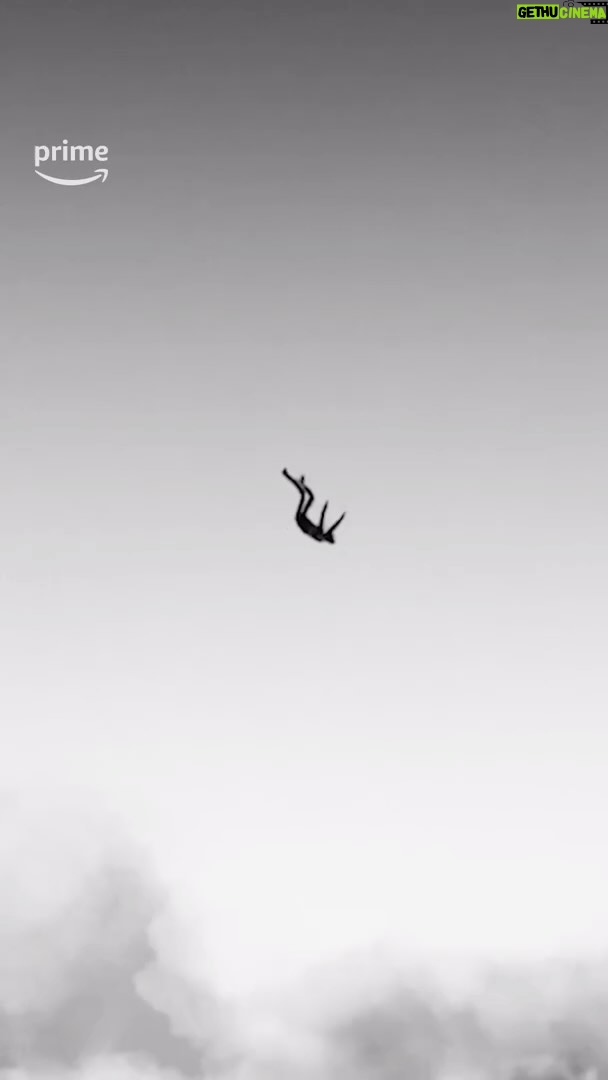 Achille Lauro Instagram - “RAGAZZI MADRE - L’ILIADE” Il DOCUFILM da MEZZANOTTE disponibile su @PrimeVideo 10 anni Folli di carriera. La nostra lliade. Chiudo il 2023 con un docuFilm che è il primo passo verso il nuovo mondo. IL 2024 SARÀ EPICO.