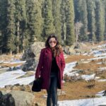 Adaa Khan Instagram - Winter is coming… Is it? 🤣 . . #travelgram #traveldiaries #tripmemories #winter #adaakhan #throwback