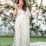 Adaa Khan Instagram - Embracing the hues of togetherness, compassion and oneness… #HappyRepublicDay . . . 🎥: @sk_.click 💄: @mehekuuu @zubeda_hairstylist 💍: @dilkashbyankita 🤝: @vblitzcommunications 🥻: @panna.in 🤝: @ektara_world 📍: @bookrecce_locations . . #republicday #republicday2023 #proudindian #desigirl #fashion #fashionlikeadaa #adaakhan