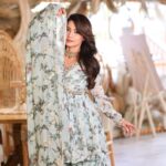 Adaa Khan Instagram – 💐💚
.
.
📸: @sanimohini
👗: @@redpine_designs
@vblitzcommunications 
 💎: @shopravyaa 
📍: @koacafeandbar 
.
.
#photooftheday #desigirl #ramadan #instadaily #fashion #fashionlikeadaa #adaakhan