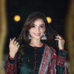 Adaa Khan Instagram - Ramadan Kareem 🤲🏻🌙✨ . . #ramadan #blessed #goodvibes #adaakhan