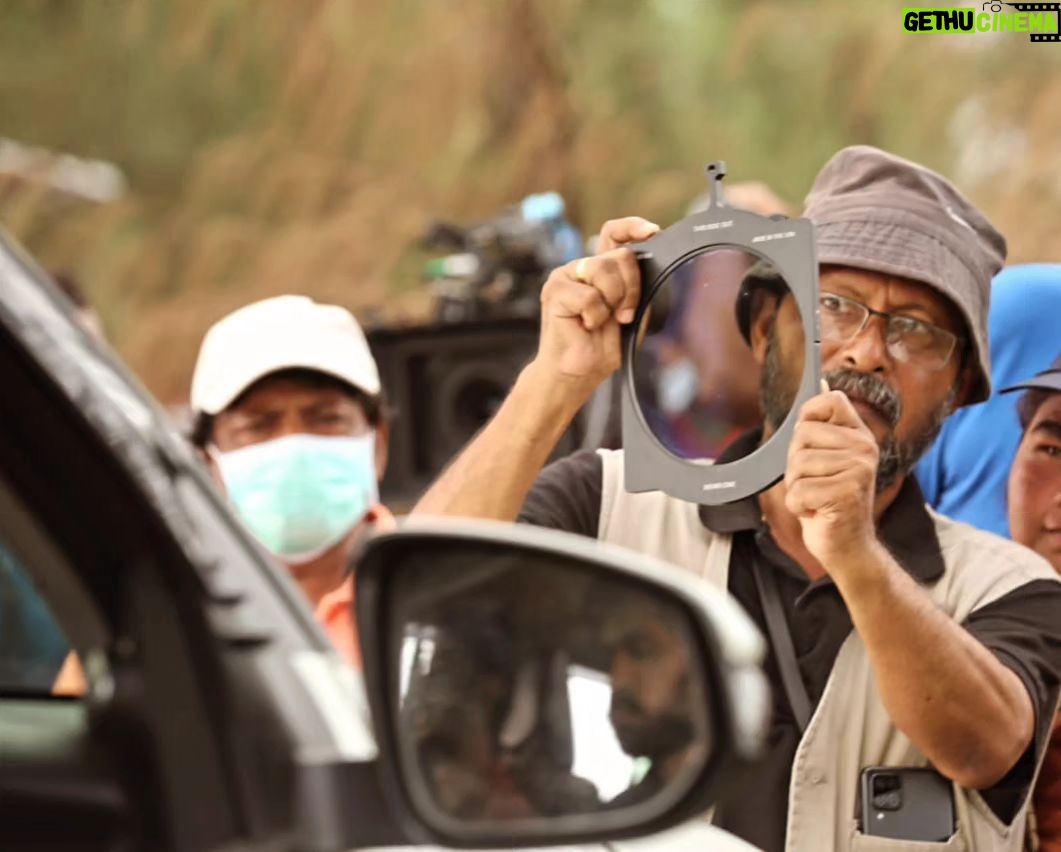 Adah Sharma Instagram - @dopprasantanu ... one of the most unsung heroes behind the success of #TheKeralaStory. Thank you, Prasantanu, for an outstanding cinematic journey. Every image you shot is the best of light and composition. Bow before your superb aesthetic journey. Do continue doing great work. Love & light