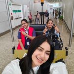 Adah Sharma Instagram - Nariyal paani kisko chahiye? 🥥🩸💉 Sunflower Season 2 promotions 🌻🌻