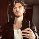 Adam Demos Instagram - #tbt Waiting to film some @sexlife @netflix