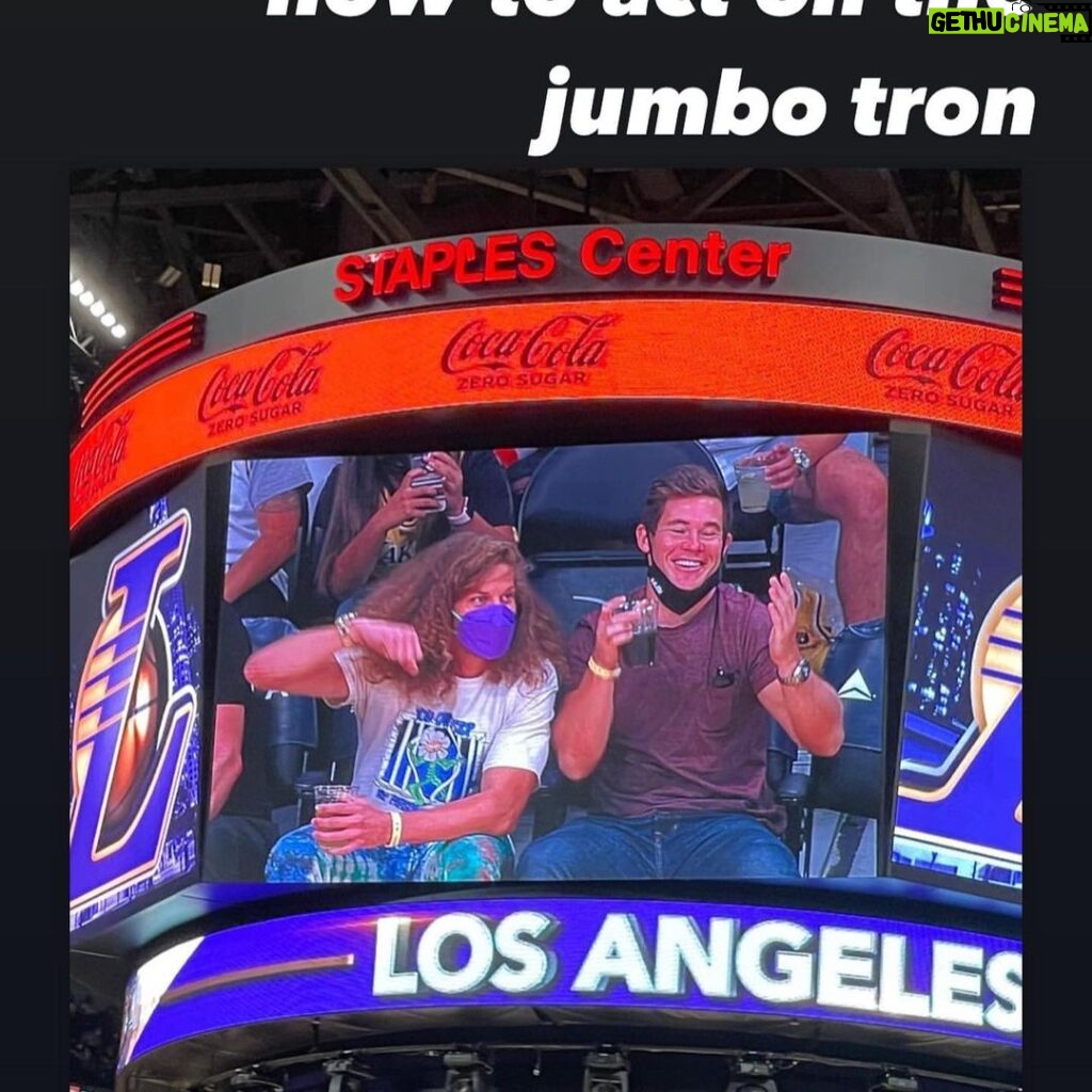 Adam Devine Instagram - 1) the homie @adbphotoinc snapped this pic of my arms looking straight jacked. Getting them good angles. 2) Played it cool on the jumbo tron. 3) Your two moms are having fun at the game! Crypto.com Arena