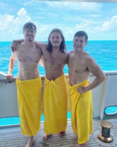 Adam Devine Instagram - @zacefron I see your dad bod and raise you this. #thristtrap ? Naw, #ThirstQuench !