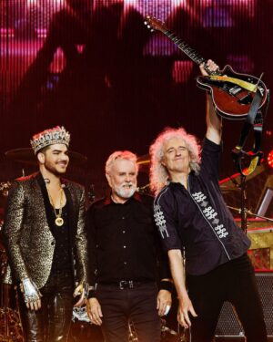 Adam Lambert Instagram - The Rhapsody Tour with @officialqueenmusic begins TONIGHT! Who’s ready to have a good time? ✨

📸: Xavier Vila