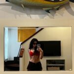 Addison Riecke Instagram - Average spring break mirror pic 30A