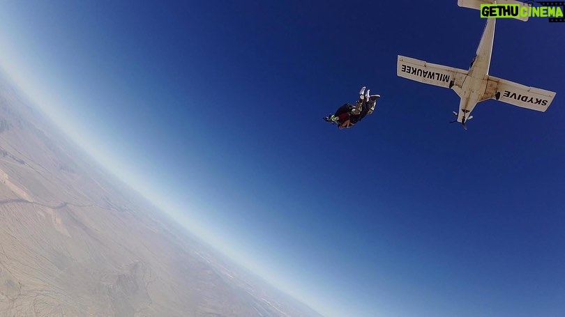 Addison Riecke Instagram - THANK YOU @skydivephoenix best time ever Phoenix, Arizona