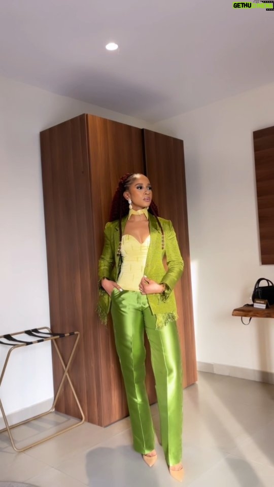 Adesua Etomi-Wellington Instagram - Gift the gifted!!! Had an incredible time at the premiere of 'Gangs of Lagos'. Please stream it on @primevideonaija It is 100% worth your time. It is truly an incredible masterpiece. 💄 @t.alamodebeauty Stylist @dahmola Outfit @anncranberry Hair @tashplace #giftthegifted
