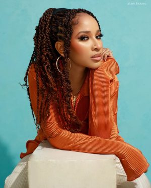 Adesua Etomi-Wellington Instagram - 🧁
Thank you, God. Thank you for making me, me.

The 'Next level' year.

📸 @ahamibeleme 🔥 🔥 🔥 
💄 @t.alamodebeauty 😍😍😍
Braids @tashplace 🥰🥰🥰