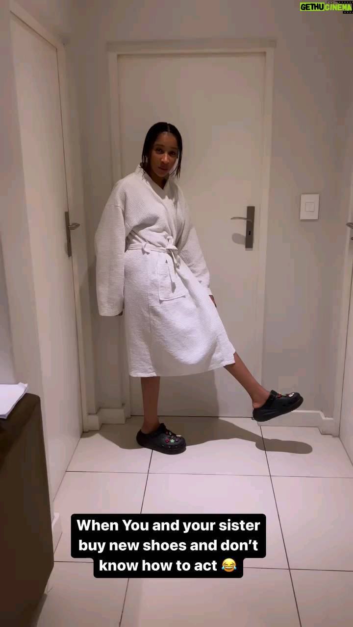 Adesua Etomi-Wellington - 161.5K Likes - Watched this again and LAUGHED
Tbt. 🤣🤣🤣🤣 blame @iambisola pls
Have ya'll met Su-kanmi?🤣