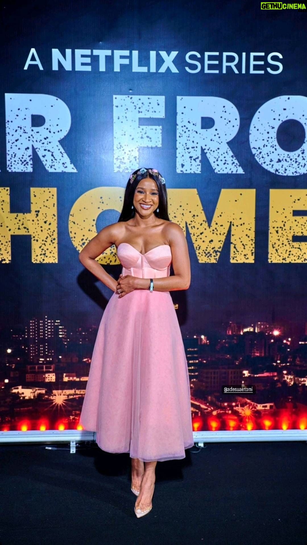 Adesua Etomi-Wellington Instagram - Instagram cropped this video π. Watch the full one in my most recent post. π I had an amazing time at the premiere of @naijaonnetflix Far From Home. I am incredibly proud of @inkblotpresents and also all the amazing young actors on this show. You guys worked soooo hard for so long and I am so glad that it all payed off. May this be the first of many more huge blessings coming your way. FAR FROM HOME GOES LIVE ON NETFLIX TOMORROW. Don't forget to watch. You're in for a good time. β€οΈβ€οΈβ€οΈ Ps. The theme of the premiere was 'School ball glam'π₯°