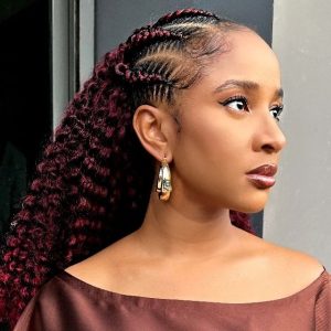 Adesua Etomi-Wellington Instagram - They said I should give you people details🤣
Earlier today on my way to 'An evening with African Power girls' organised by @debolalagos 🙌🙌🙌

Special mention to @atafo.official for always killing it😍🔥❤
Hair by @tashplace
Make up by me 
Picture by my 2nd personal photographer  @jemimaosunde🤣🤣🤣

#sueisinthegarden #andshesafinegirl #cantthinkoftherestpls #its11.30pm #whyareyouawake #lookingforhashtahstomakeyoulaugh #yourestillreading #nawa #restdear