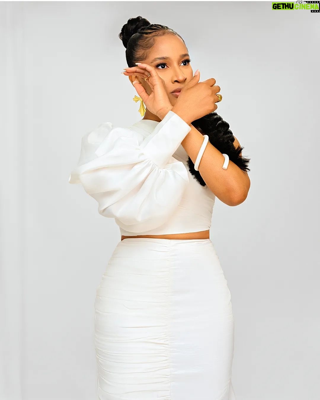 Adesua Etomi-Wellington - 224.4K Likes - Welcome to the year of being all that God has called you to be.
No more hiding, no more cowering, no more shrinking, no more fear. Take your hands off your face.
Don't you know, that a city set upon a Hill cannot be hidden.
All glory to God. The writer of my life's journey. The one who preserves my life.
For you, I will walk into the fulness of ALL you have created me to be.
I pray that at the end of my life, you say, 'well done'. I pray that I take what you have given me and multiply it.
And when my name is remembered, I pray it is because I always remembered yours.
22 2 22- Never been regular.
#Godisthegreatest #anewdispensation #youready #itsabouttobenuts