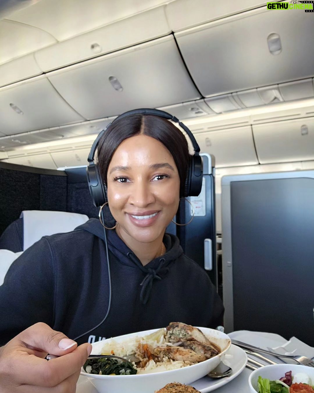 Adesua Etomi-Wellington Instagram - My love language is "quality time" and on my trip to London, British Airways spoke it!!! ππ₯°π©β€οΈ I had the choice to decide my main course, served with a starter, dessert and cheese β
Was Provided a cocktail when I settled in β
A 198cm fully flat bed and plenty of extra storage β
17β high resolution screens with the latest films, box sets and music β
Access to exclusive lounges β
What more can a baby girl ask for? @british_airways is where itβs at for luxury at its most premium. #BritishAirways #Sponsored