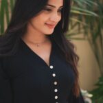 Aditi Ravi Instagram - I jus find myself happy with simple things .. 📸 @amardath_ @western_lady_ #new #smile #peace #mood #instagood