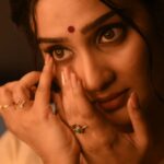 Aditi Ravi Instagram - Old soul 💫 Swipe 👉 📸 @aghoshvyshnavam_avm (Unedited/raw pictures ) 💄 @shari_naressh_makeup Hair @merins_remyamerin 💅 @nails_by_rakhi #instagram #soul #old #kerala