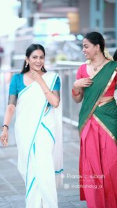 Aditi Ravi Instagram - ഗുരുവായൂരമ്പലനടയിൽ ❣️ @aditi.ravi @anusree_luv 🎥 @pranavcsubash_photography 🖥️ @abhishek.g_a #anusree #anusree_luv #aditiravi #aditiravifans #rgzreels #reels #reelitfeelit #réel #reelsinstagram #reelkarofeelkaro #reelsvideo #reelsvideo #reelit #reelitfeelit #reelindia #reelcouple #reelkrofeelkro #trend #trending #trendingreels Guruvayur Temple ഗുരുവായൂർ ക്ഷേത്രം