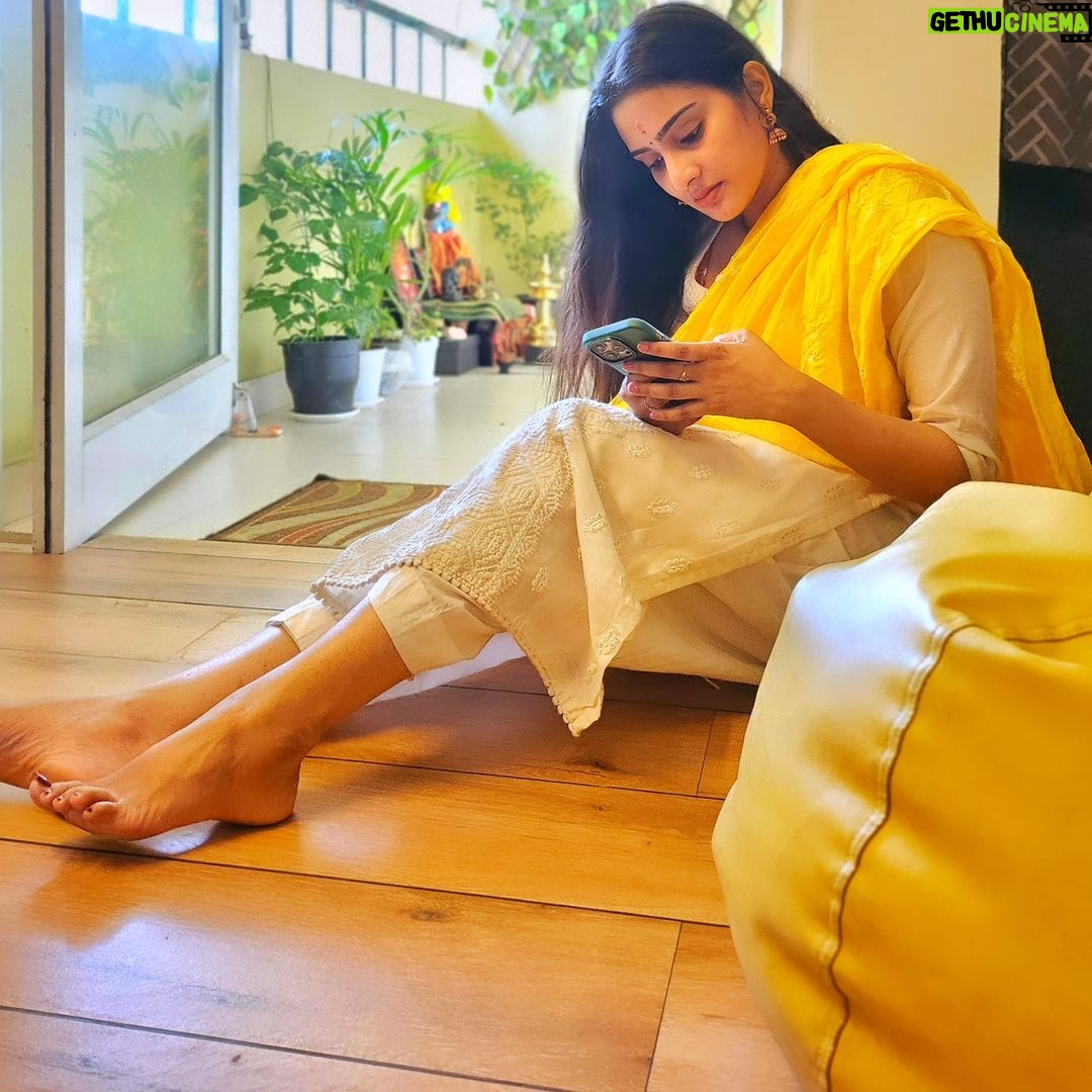 Aditi Ravi Instagram - There comes a day when you realize turning the page is the besttt feeling in the world ..bcz there's so much more .... soo muchhh 🫶 😇🧿 #turninganewpage #birthday #thankyouall #itwassospecial #gratitude #strength #wisdom #realisation #peacefull #mostlyhappiness 🥰🥰