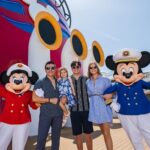 Adrián Uribe Instagram – Vacaciones mágicas en familia!
Gracias por esta hermosa experiencia! 
😃🙏💫 @DisneyCruiseLine 
#DisneyCruiseLine