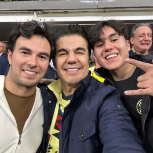 Adrián Uribe Instagram - Así se vivió la 14 🦅💛💙 @clubamerica 🏆 
#americacampeon