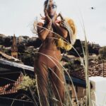 Adriane Galisteu Instagram - Permita-se, no metter what… #semanademoda #lifestyle #trend 📷@viniciusmochizuki Santa Teresa Hotel Rio - MGallery