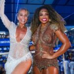 Adriane Galisteu Instagram - Me joguei na quadra hoje que delícia de noite Portela! Vamos com tudo Madureira ! Seu nome Vive ! Seu povo é Livre! Seu filho venceu Mulher! Em cada um de nós derrame seu AXÉ ! Salve @oficialportela 💙🤍 #carnavaldagalisteu #portela #umdefeitodecor #carnaval Quadra da Portela