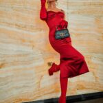 Adriane Galisteu Instagram - Simplesmente apaixonada ♥️ @dolcegabbana #mfw #moda #milanofashionweek Dolce & Gabbana Martini