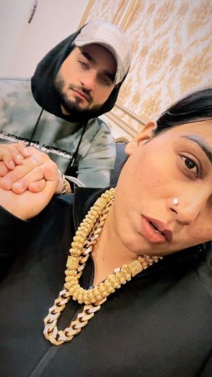 Afsana Khan Instagram - Koi si 
Bhut Bhut pyaar sub nu ❤️🙏
#afsaajzforever #afsaajz❤️