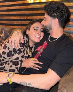 Afsana Khan Instagram - Happy Valentine’s Day My love @saajzofficial 🧿❤️🌹 #love #husband #wife #uk #london Birmingham, United Kingdom
