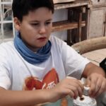 Agata Mutsenietse Instagram - – дети были на мастер-классе по созданию игрушки 🧸 – Вместе с российским художником они создали своего персонажа. Сами выбрали цвет, мех, аксессуары😍 – Обязательно придем еще! Мия в восторге! – За организацию большое спасибо бутику Happiness! Друзья, я давно знакома с этим местом, у них потрясающие игрушки ручной работы, а также они проводят мастер-классы по созданию тех самых игрушек для детей и взрослых. Если накануне день рождения или поездка классом – пишите им! Не пожалеете! @happiness_moscow