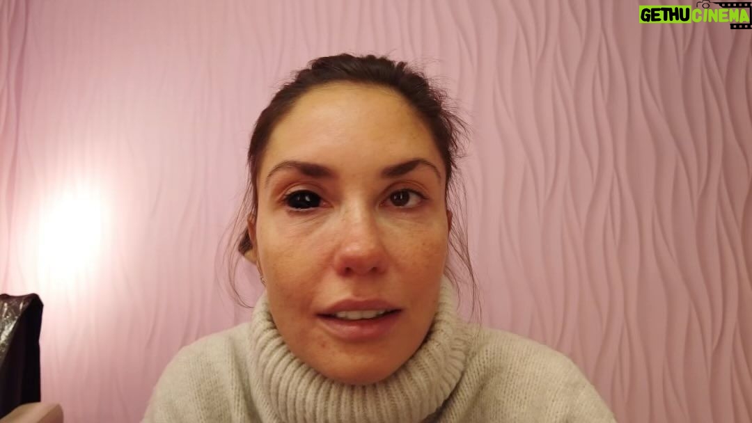 Agata Mutsenietse Instagram - Ну что тут сказать, если нечего сказать) новый выпуск уже доступен на канале! Он получился очень домашний, очень веселый) как всегда делюсь частичкой жизни без фильтров 🥰