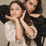 Agata Mutsenietse Instagram - Говорят, когда Бог дарит женщине девочку, он хочет сделать ей комплимент!! Ну если такой комплимент сделал мне Бог, то я даже не знаю чем я заслужила! Ты вообще какая-то неземная! Умная, талантливая, красивая, добрая, честная.. Да таких просто не бывает!!!!!!! Сегодня мы будем веселится в твою честь, а я смотреть как ты улыбаешься и понимать, что я живу для того, чтоб ты улыбалась! Мой смысл всего, мое сердечко, моя любовь! Я буду твоими крыльями! 💞💖остальное сейчас пойду и тебе скажу! Спасибо что ты родилась! 💖