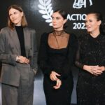 Agata Mutsenietse Instagram - Это волшебное мероприятие, ведь именно здесь, твое свободное творчество в коллаборации с любимыми людьми - помогает другим людям! @action_charity 🩷 Спасибо @a030aa @eugenpo что позволили нам быть важными людьми в судьбе других людей 🩷 Dress: @rally.moscow Muah: @burobeauty