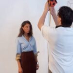 Agata Mutsenietse Instagram - Я всегда разная, и я такая, какая есть. Мое настроение помогает отражать одежда и образы, которые я создаю. Вместе с новым брендом базовой одежды Just Clothes @justclothes.ru я участвовала в съемке обложки для сентябрьского выпуска журнала HELLO! @hello__ru и это было ярко и весело. Не пропустите!