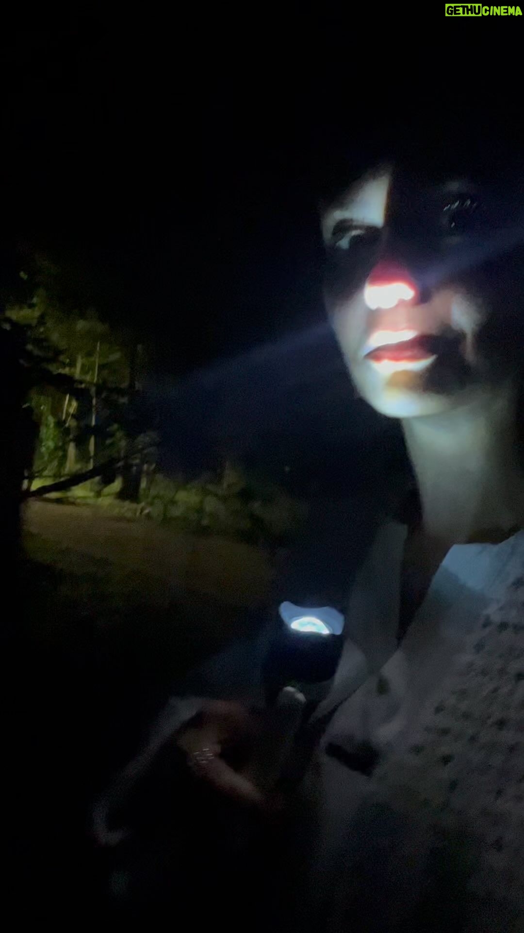 Agata Mutsenietse Instagram - Скучаете???? Ничего вам не напоминает🧐🤨🤨????
