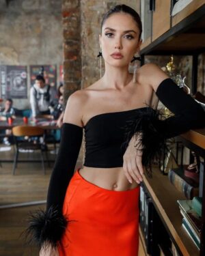 Agata Mutsenietse Instagram - «Честный развод 3»
Makeup&hair: @sivakova_makeup