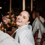 Agata Mutsenietse Instagram - Вчера был красивый вечер, я очень опоздала, но успела на десерт) но главное украшение любого вечера это конечно люди! 💕только посмотрите на эти красивые лица! Спасибо @vikulin_d ❤️ @diaghilevfest @yandex.afisha @mrgroup_rus @simplegroup_ru @technopark.ru @plus.dacha Photo📸 @ugolphoto Платье @rally.moscow