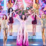 Agata Mutsenietse Instagram - Сегодня день рождения, у абсолютно другой меня и «Абсолютно другой наги» ❤️ с Богом 💞будем вечером купаться в любви с пузыриками ❤️ @cravemoscow