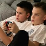 Agata Mutsenietse Instagram – Сегодня большой и важный день! 11 лет назад, родился этот великолепный мальчишка! Я его так сильно люблю и так благодарна вселенной что он у меня есть! Благодаря его любви, я хочу жить и творить! Лучшее в моей жизни! Мой самый любимый мужчина! Такой большой и такой чистый и светлый! Оставайся всегда таким мой лучик света!❤️я всегда буду тебя оберегать и любить всем ветрам на зло, хотя кажется что ты родился под счастливой звездой 🩷приеду домой, зацелую 🩷