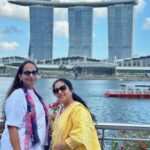 Ahana Kumar Instagram - Are you even in Singapore if you aren’t doing all of this ? 😋😛 Documented this trip and Singapore Vlog is now up on the channel. I love it! Watch and let me know if you like it? 😚 Merlion
