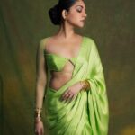 Ahana Kumar Instagram - green and serene 🍃✨ Stylist @stylingbyafsheenshajahan Photography & Retouching @hilalmanzure Hair & Make Up @makeup_makeitallup Wearing @kalaakaari Jewellery @adorebypriyanka Saree Draping @archanaaa_singh00 🥬✨